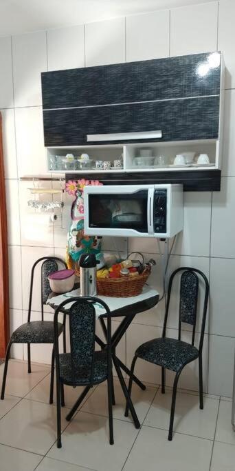 Holiday home Casa Em Condominio, Churrasqueira Privativa E Piscina Social *
