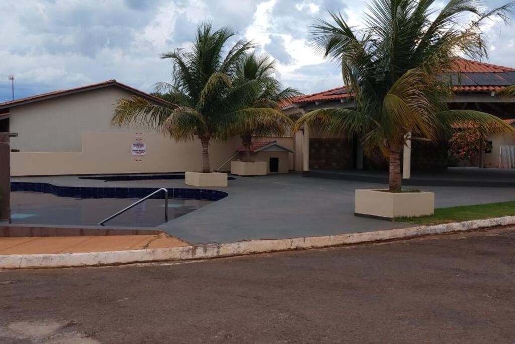 Casa Em Condominio, Churrasqueira Privativa E Piscina Social Holiday home *
