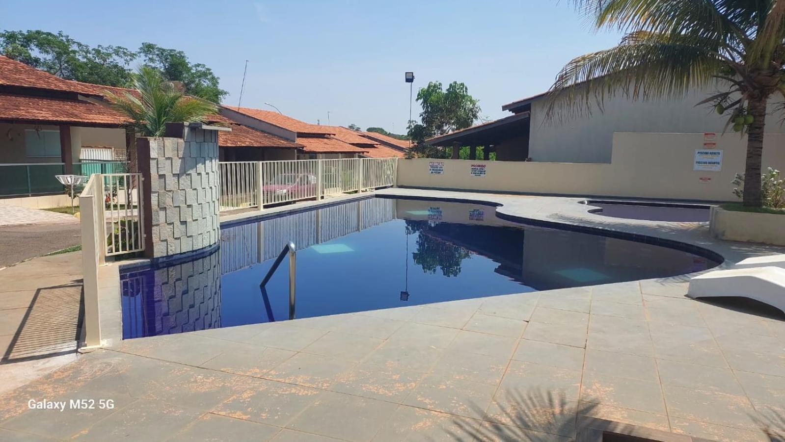 Holiday home Casa Em Condominio, Churrasqueira Privativa E Piscina Social *