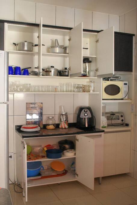 Holiday home Casa Em Condominio, Churrasqueira Privativa E Piscina Social *